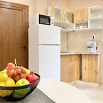 For 4 Guests Next To Mall & Free Street Parking 公寓 旧扎戈拉