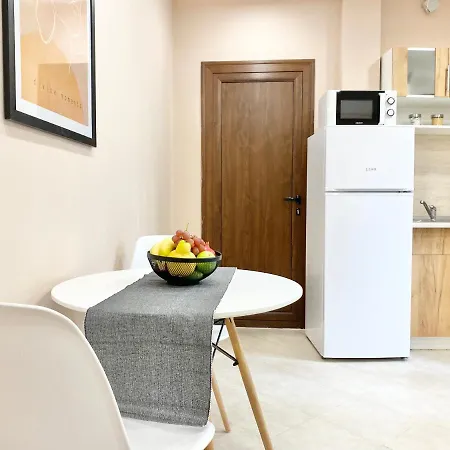 For 4 Guests Next To Mall & Free Street Parking Stara Zagora