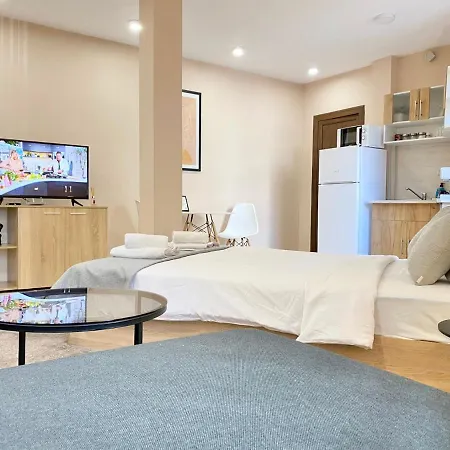 Apartament For 4 Guests Next To Mall & Free Street Parking Stara Zagora